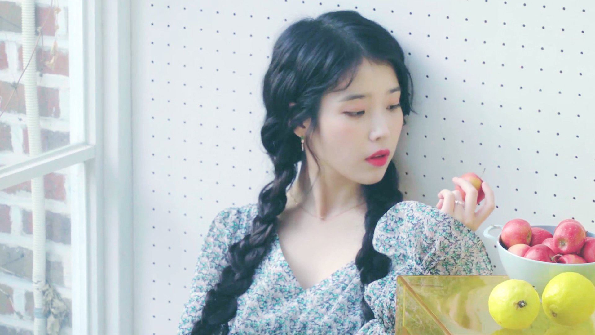 爱游戏电竞官网-场边加装高清摄像头采集战术数据提供精准比赛复盘素材