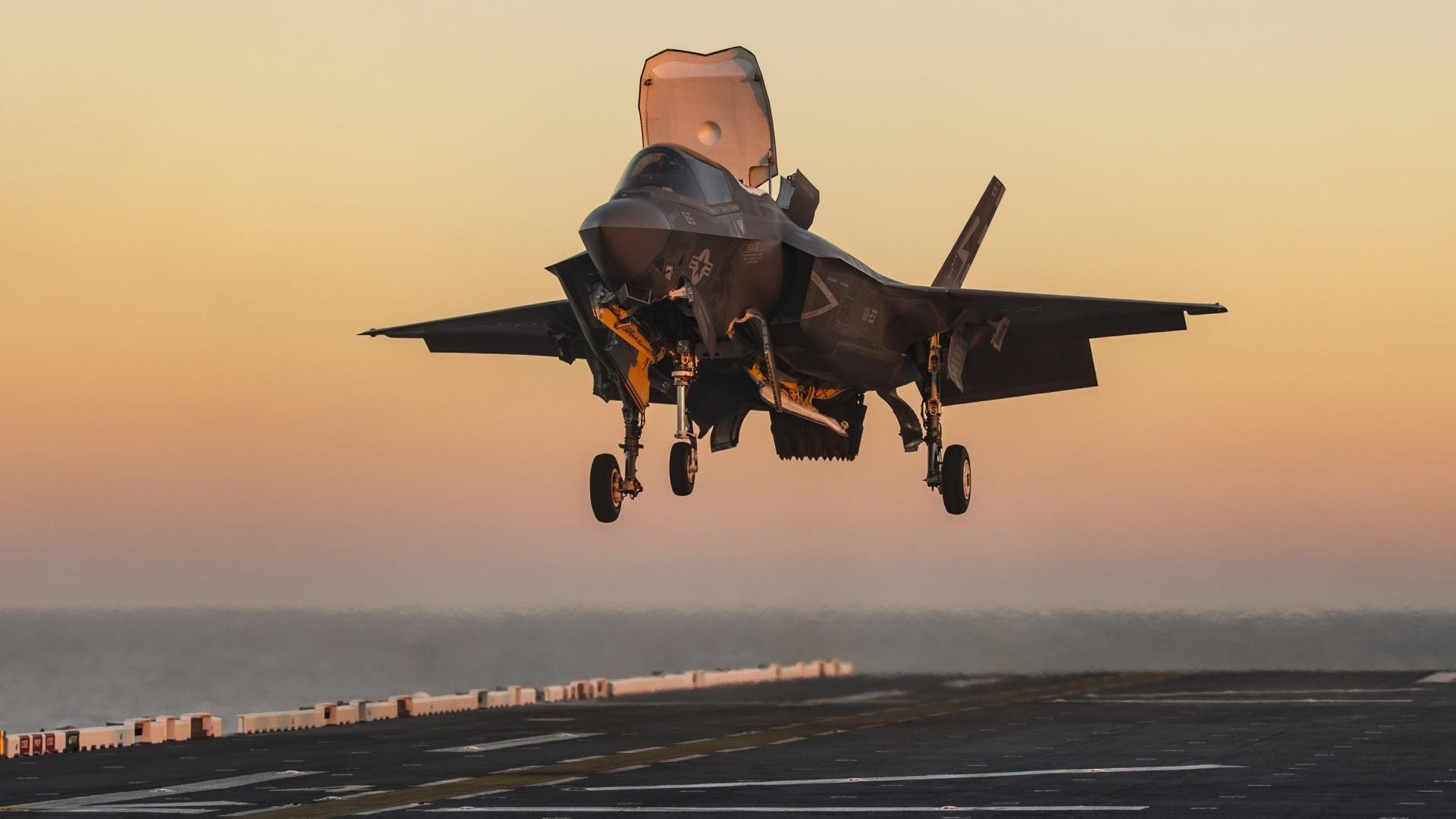 爱游戏娱乐-赛事首次启用全息数据播报增强用户参与感与沉浸体验，全息信息